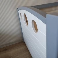 Кровать двухъярусная деревянная Oki с подъемным механизмом