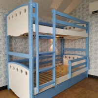 Кровать двухъярусная деревянная Anry с подъемным механизмом